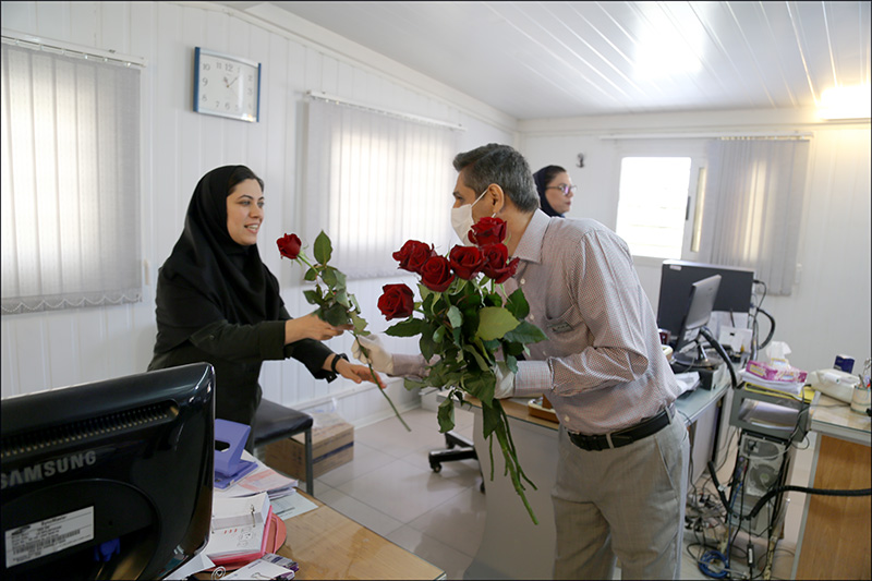گرامی داشت روز کارگر و تقدیر از زحمات پرسنل بهداشت و درمان در ایام شیوع کرونا 63
