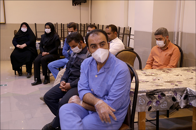 گرامی داشت روز کارگر و تقدیر از زحمات پرسنل بهداشت و درمان در ایام شیوع کرونا 69