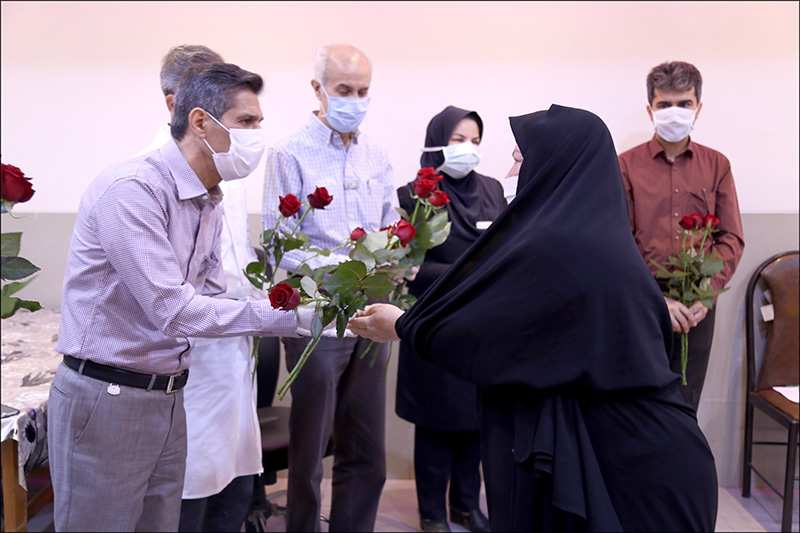 گرامی داشت روز کارگر و تقدیر از زحمات پرسنل بهداشت و درمان در ایام شیوع کرونا 72