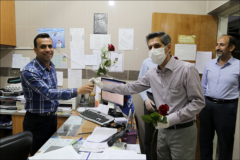 گرامی داشت روز کارگر و تقدیر از زحمات پرسنل بهداشت و درمان در ایام شیوع کرونا 73