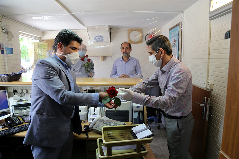 گرامی داشت روز کارگر و تقدیر از زحمات پرسنل بهداشت و درمان در ایام شیوع کرونا 78