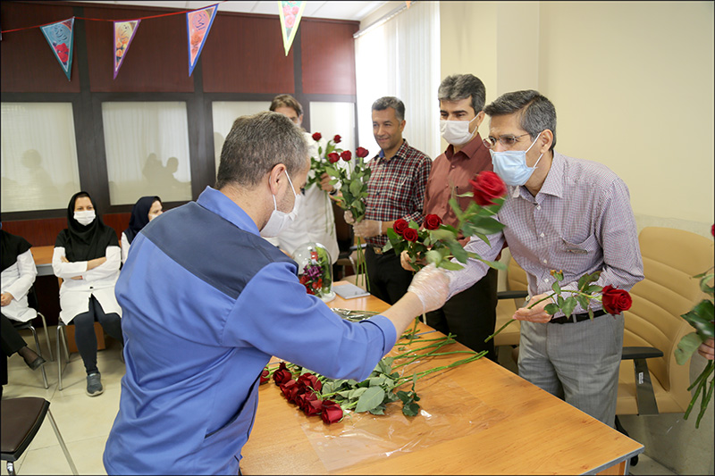 گزارش تصوصری گرامیداشت روز کارگر درمانگاه امام علی 3