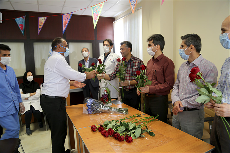 گزارش تصوصری گرامیداشت روز کارگر درمانگاه امام علی 6