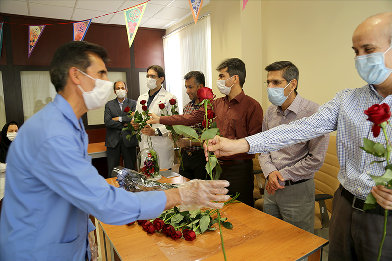 گزارش تصوصری گرامیداشت روز کارگر درمانگاه امام علی 7