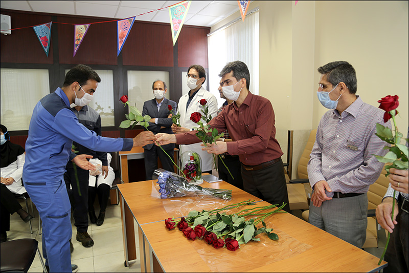 گزارش تصوصری گرامیداشت روز کارگر درمانگاه امام علی 10