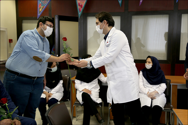 گزارش تصوصری گرامیداشت روز کارگر درمانگاه امام علی 11