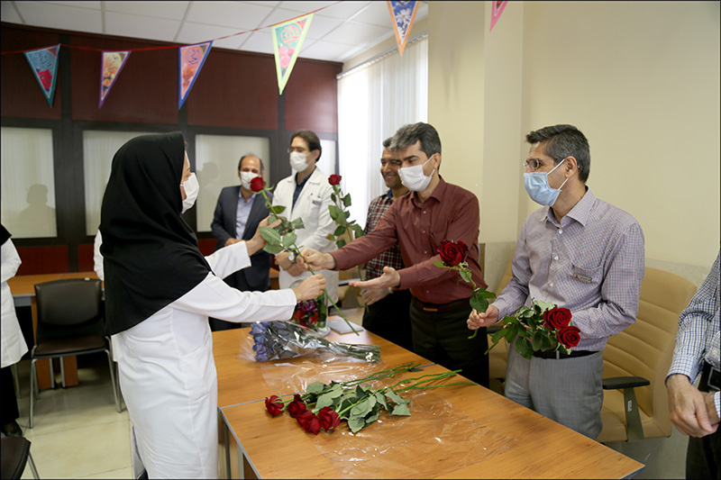 گزارش تصوصری گرامیداشت روز کارگر درمانگاه امام علی 12