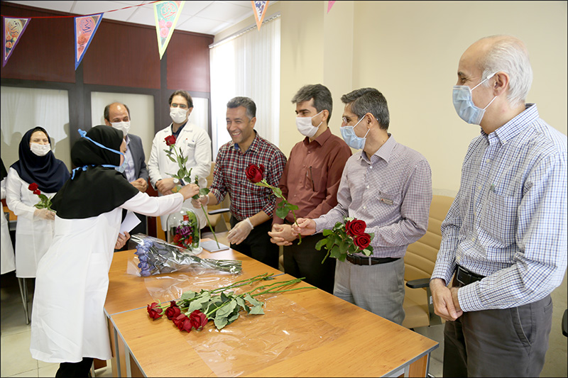 گزارش تصوصری گرامیداشت روز کارگر درمانگاه امام علی 13