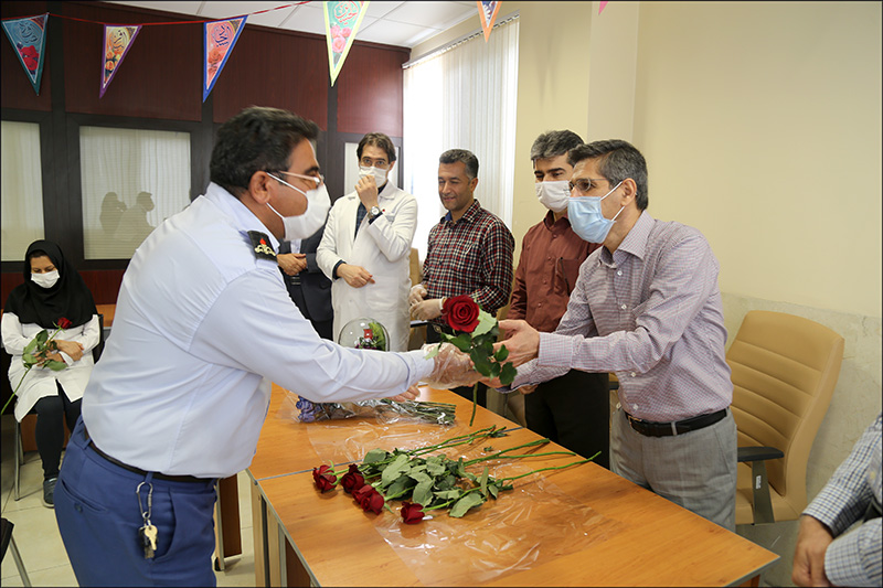 گزارش تصوصری گرامیداشت روز کارگر درمانگاه امام علی 17