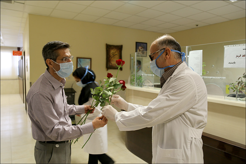 گزارش تصوصری گرامیداشت روز کارگر درمانگاه امام علی 19