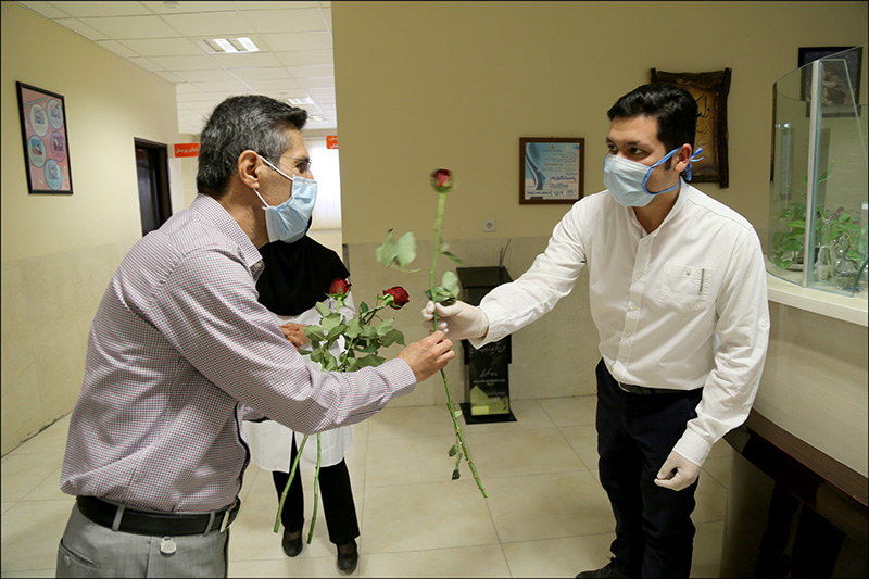 گزارش تصوصری گرامیداشت روز کارگر درمانگاه امام علی 20