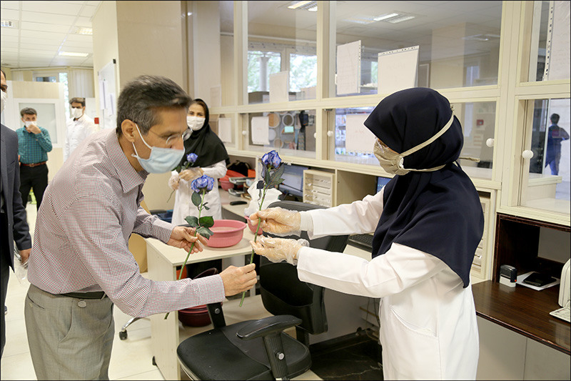 گزارش تصوصری گرامیداشت روز کارگر درمانگاه امام علی 36