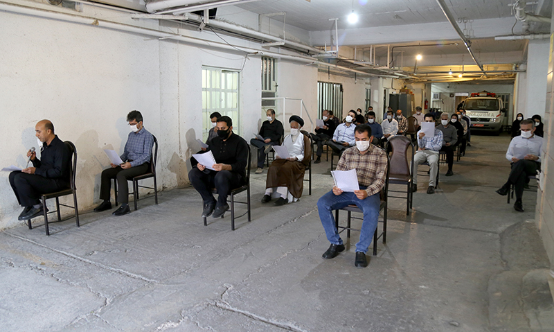 برگزاری مراسم روح بخش و پرفیض زیارت عاشورا در بهداشت و درمان صنعت نفت فارس و هرمزگان 3