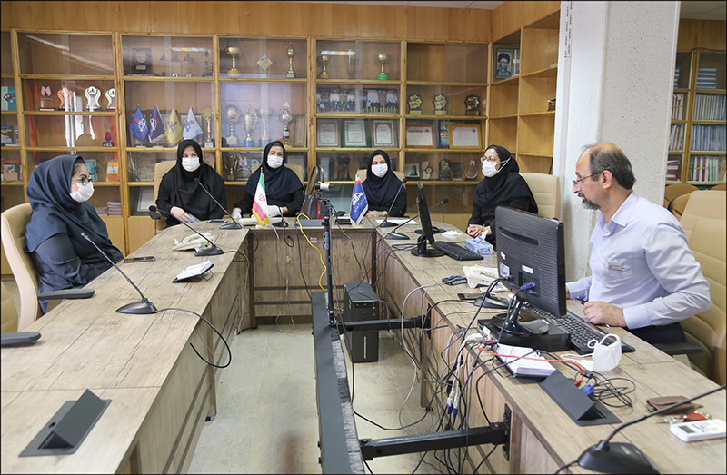 پرسنل واحد پذیرش با نحوه ارتباط موثر و تکریم ارباب رجوع آشنا شدند