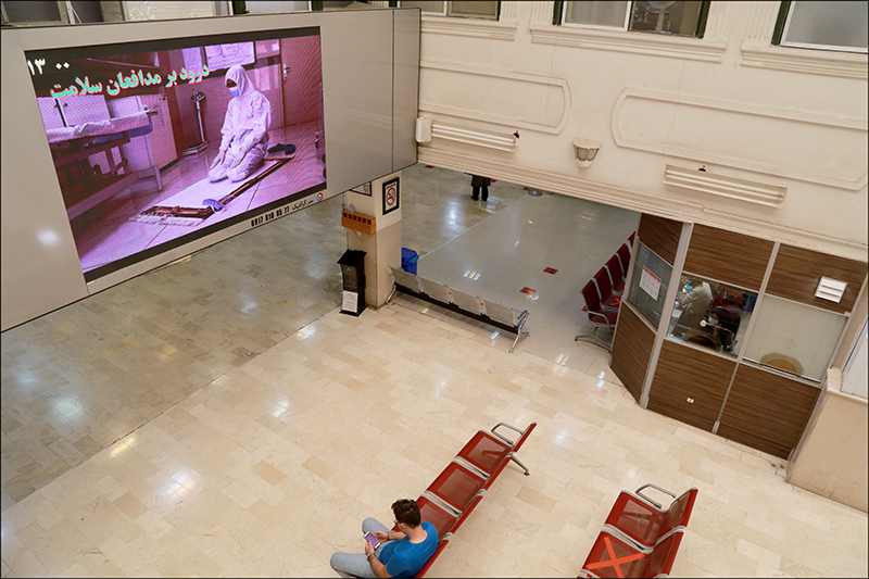 گزارش تصویری/ اقدامات هفته دفاع مقدس در بهداشت و درمان صنعت نفت فارس و هرمزگان1 5