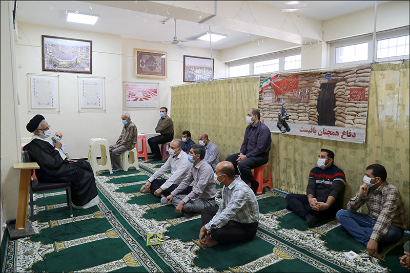 گزارش تصویری/ اقدامات هفته دفاع مقدس در بهداشت و درمان صنعت نفت فارس و هرمزگان3 1