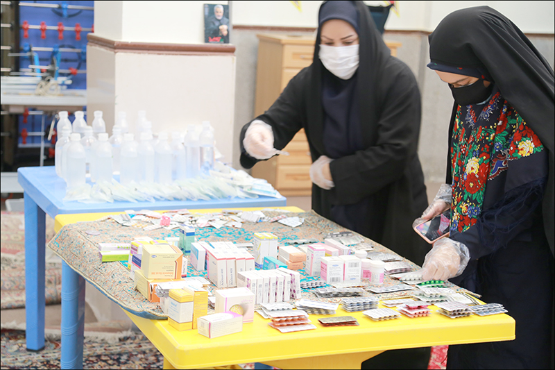 گزارش تصویری/ اقدامات هفته دفاع مقدس در بهداشت و درمان صنعت نفت فارس و هرمزگان6 1