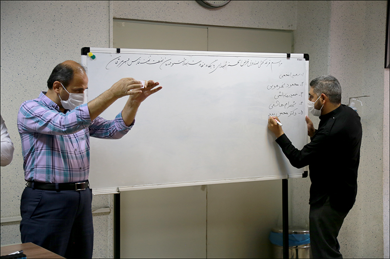 گزارش تصویری/ اقدامات هفته دفاع مقدس در بهداشت و درمان صنعت نفت فارس و هرمزگان6 3