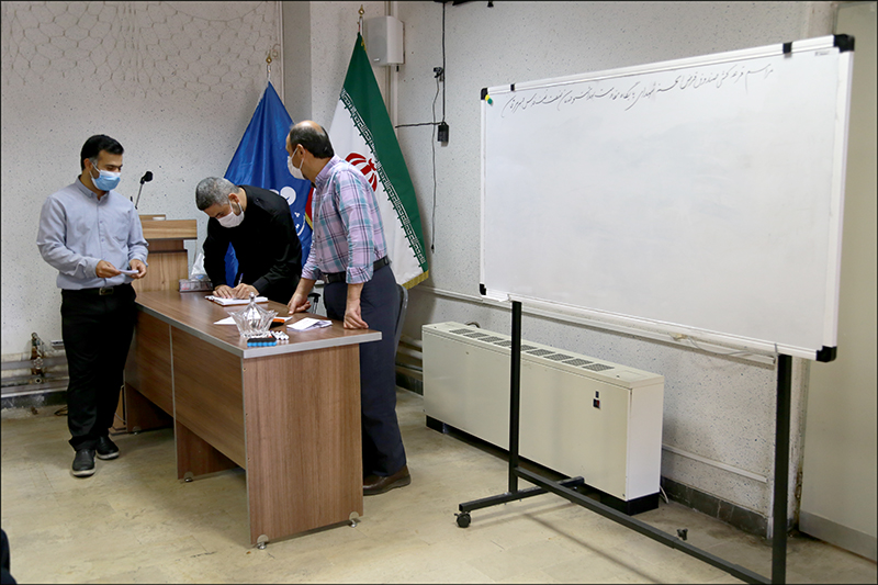 گزارش تصویری/ اقدامات هفته دفاع مقدس در بهداشت و درمان صنعت نفت فارس و هرمزگان6 5