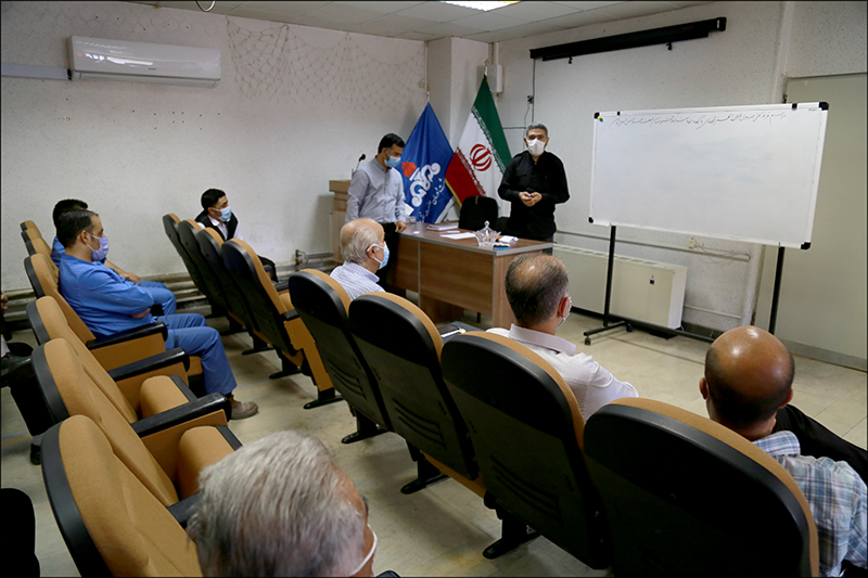 گزارش تصویری/ اقدامات هفته دفاع مقدس در بهداشت و درمان صنعت نفت فارس و هرمزگان6 6