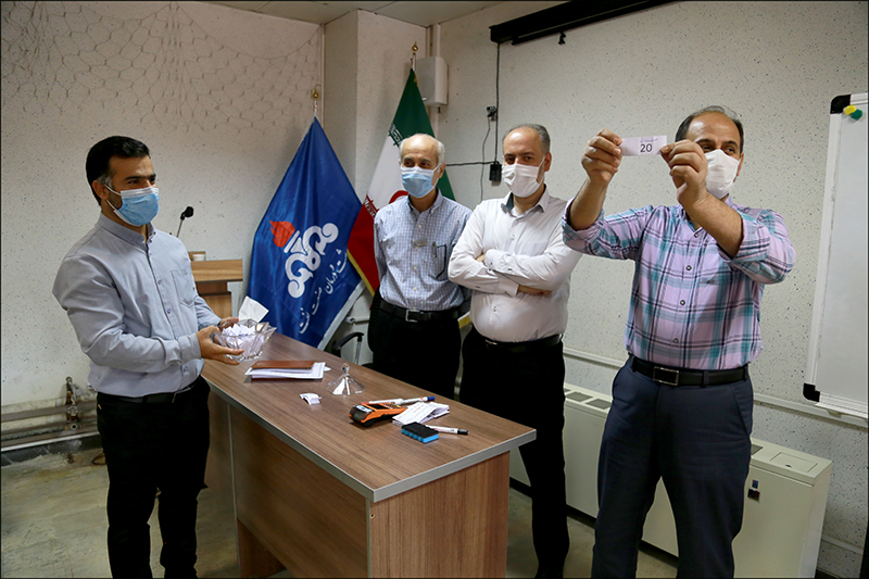 گزارش تصویری/ اقدامات هفته دفاع مقدس در بهداشت و درمان صنعت نفت فارس و هرمزگان6 10