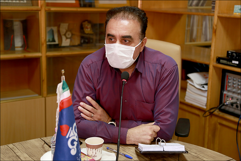 از یادگاران شهدای هشت سال دفاع مقدس در بهداشت و درمان صنعت نفت فارس و هرمزگان تجلیل شد 11