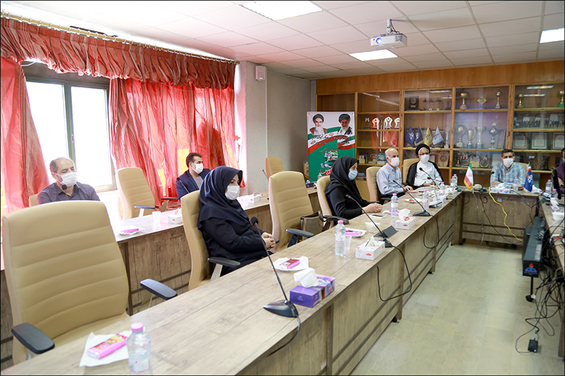 از یادگاران شهدای هشت سال دفاع مقدس در بهداشت و درمان صنعت نفت فارس و هرمزگان تجلیل شد 28