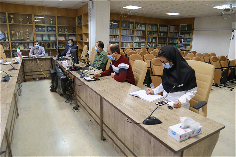 کمیته اضطراری ویروس کرونا در بهداشت و درمان صنعت نفت فارس و هرمزگان تشکیل شد 4