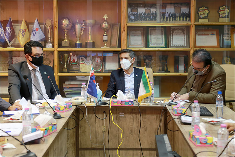 انجام ممیزی مراقبتی خارجی سیستم مدیریت HSE در بهداشت و درمان صنعت نفت منطقه فارس 24