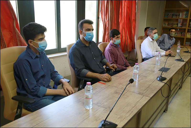 تجلیل از برگزیدگان بهداشت و درمان صنعت نفت فارس و هرمزگان در سومین جشنواره قرآنی بیان 8