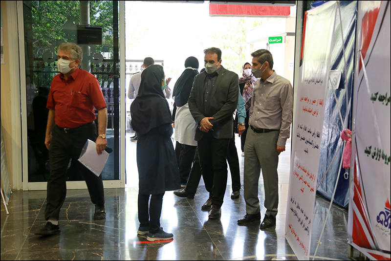 انجام واکسیناسیون کووید 19 در بهداشت و درمان صنعت نفت فارس و هرمزگان 1 10