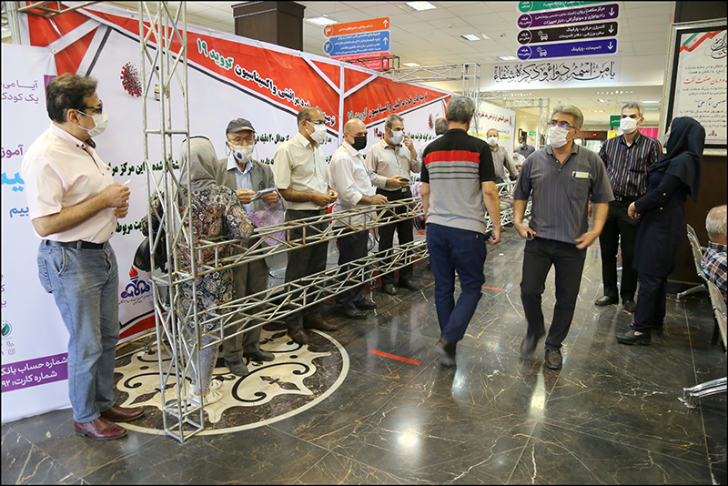 انجام واکسیناسیون کووید 19 در بهداشت و درمان صنعت نفت فارس و هرمزگان 1 68