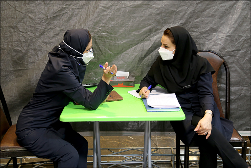 انجام واکسیناسیون کووید 19 در بهداشت و درمان صنعت نفت فارس و هرمزگان 1 76