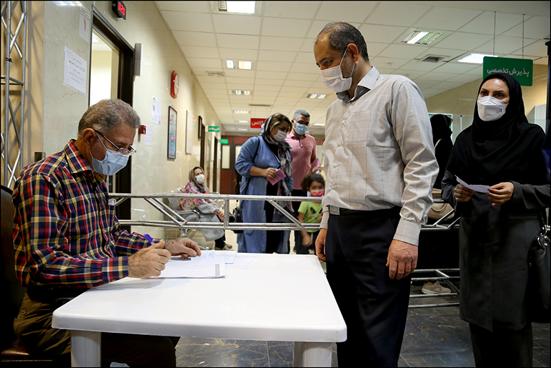 انجام واکسیناسیون کووید 19 در بهداشت و درمان صنعت نفت فارس و هرمزگان 1 79