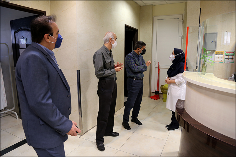 بازدید مجدد رییس بهداشت و درمان صنعت نفت فارس و هرمزگان از روند واکسیناسیون 8