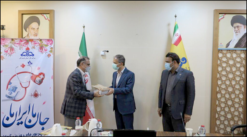از جامعه پزشکی بهداشت و درمان صنعت نفت منطقه هرمزگان تقدیر شد 1