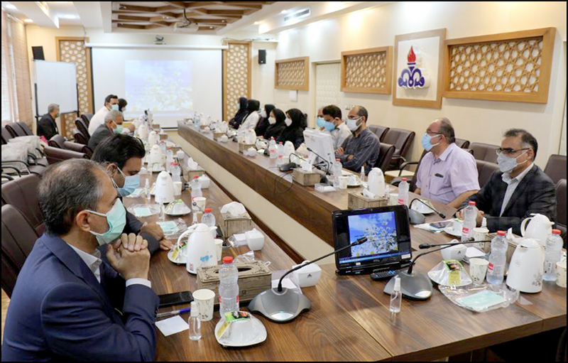 از جامعه پزشکی بهداشت و درمان صنعت نفت منطقه هرمزگان تقدیر شد 3