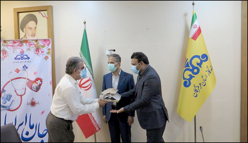 از جامعه پزشکی بهداشت و درمان صنعت نفت منطقه هرمزگان تقدیر شد 15