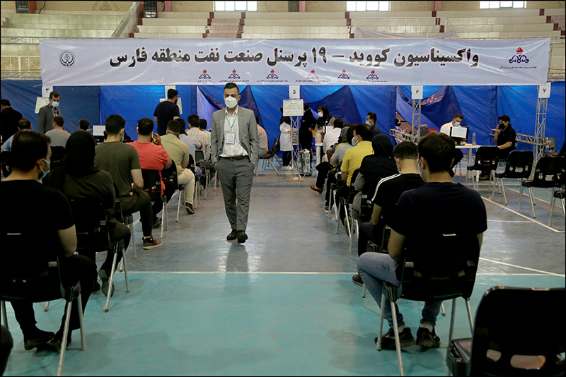 آغاز بکار واکسیناسیون شاغلان صنعت نفت استان فارس  8