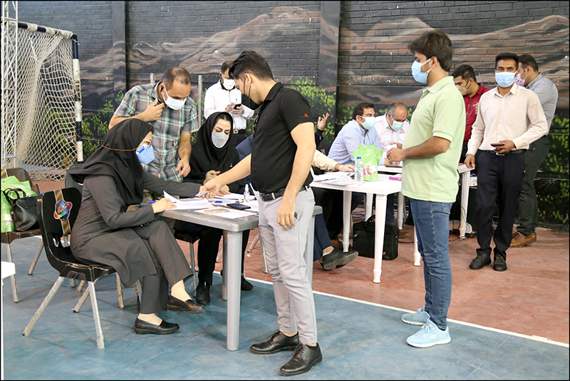 دور دوم واکسیناسیون شاغلان صنعت نفت استان فارس صورت پذیرفت 18