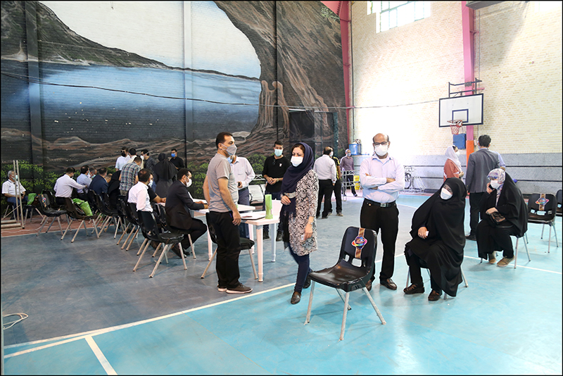 دور دوم واکسیناسیون شاغلان صنعت نفت استان فارس صورت پذیرفت 43