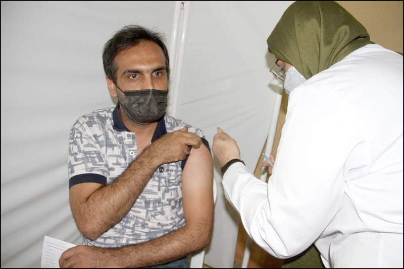 ارزیابی تسهیل روند واکسیناسیون منطقه هرمزگان با حضور نماینده مدیر عامل در امور واکسیناسیون 5