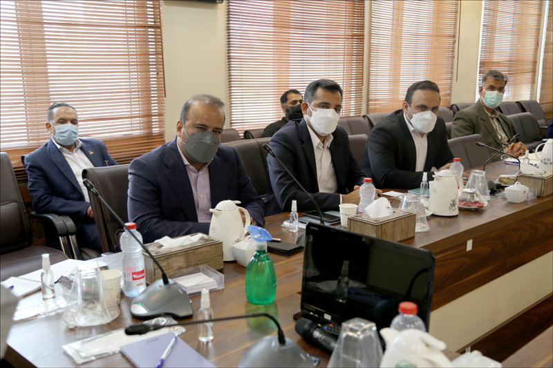 نشست مشترک رییس بهداشت و درمان صنعت نفت فارس و هرمزگان و روسای شرکت های مناطق نفتی جنوب کشور 6