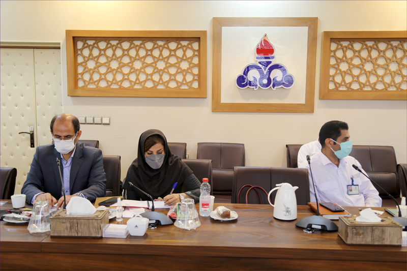 نشست مشترک رییس بهداشت و درمان صنعت نفت فارس و هرمزگان و روسای شرکت های مناطق نفتی جنوب کشور 13