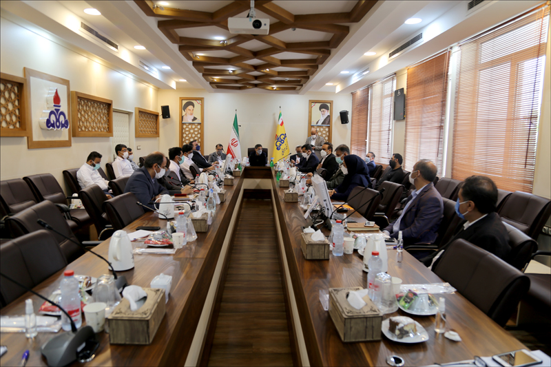 نشست مشترک رییس بهداشت و درمان صنعت نفت فارس و هرمزگان و روسای شرکت های مناطق نفتی جنوب کشور 14