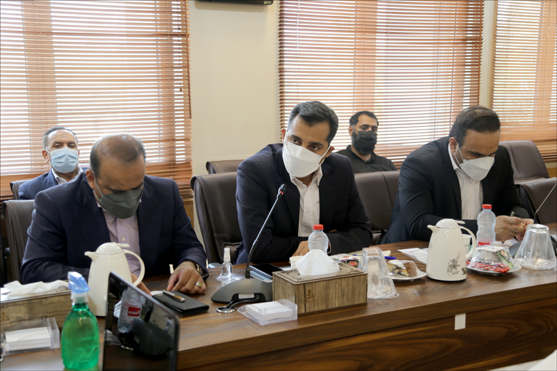 نشست مشترک رییس بهداشت و درمان صنعت نفت فارس و هرمزگان و روسای شرکت های مناطق نفتی جنوب کشور 17