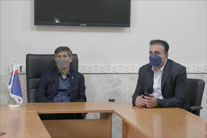 بازدید رییس بهداشت و درمان صنعت نفت فارس و هرمزگان از منطقه هرمزگان 6