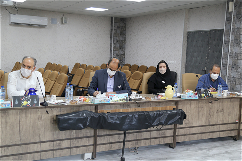 برگزاری نشست مدیر عامل با مسئولان ارشد و مدیران بهداشت و درمان صنعت نفت فارس  هرمزگان 4