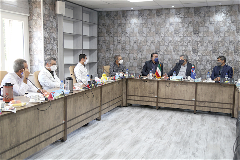 برگزاری نشست مدیر عامل با مسئولان ارشد و مدیران بهداشت و درمان صنعت نفت فارس  هرمزگان 7