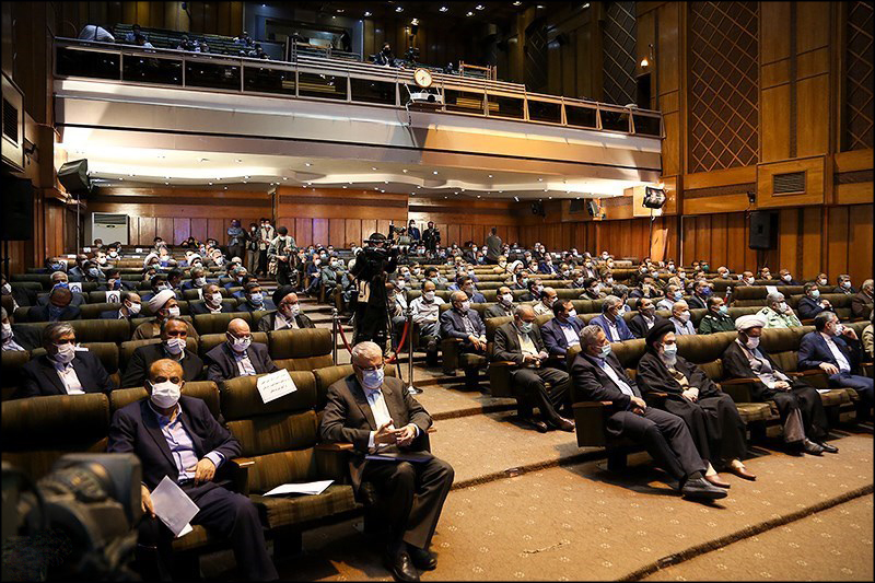 شورای اداری فارس با حضور رییس جمهور و هیات دولت برگزار شد 1